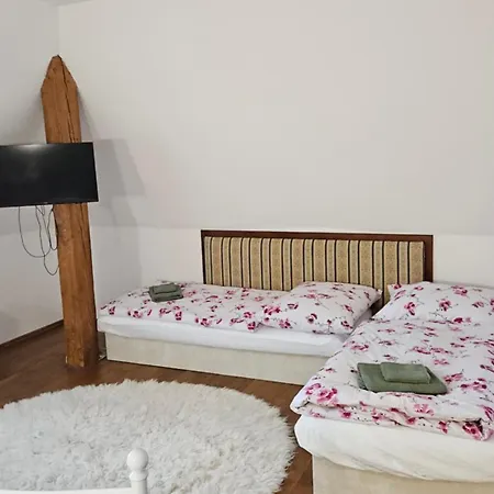 Casa de hóspedes Kastiel Kostany *