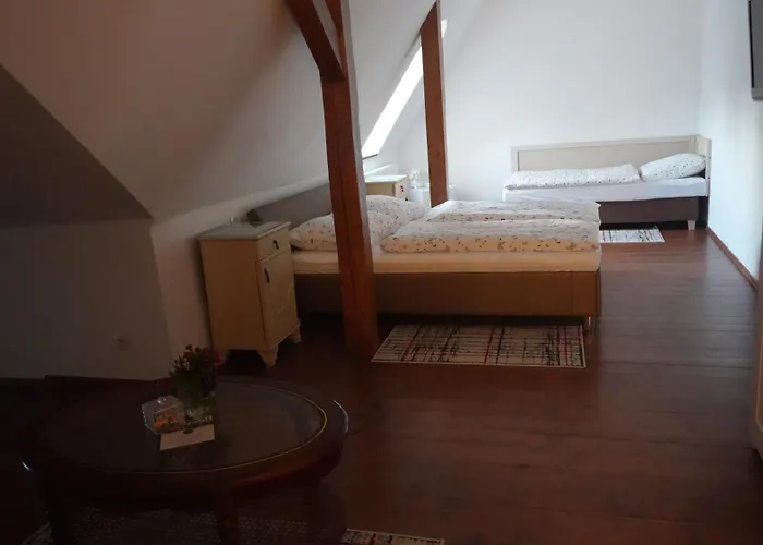 Vendégház Kastiel Kostany